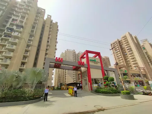 Hawelia Valenova Park Front View